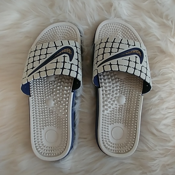 therapeutic flip flops